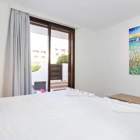 Parque Santiago 1, Brand New With Heated Pool! *